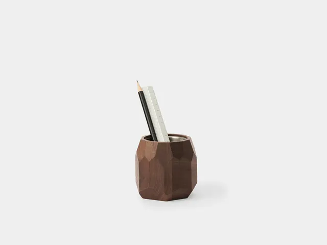 Geometric Pot by Oakywood