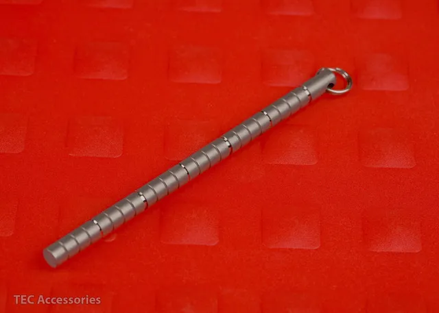 Inchworm Keychain Ruler by TEC Accessories